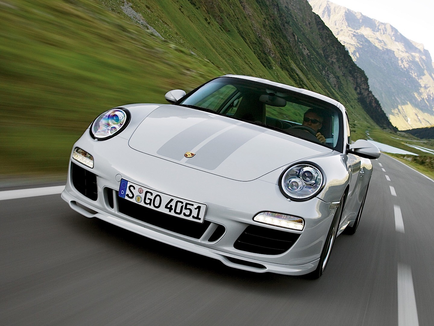 Porsche 911 Sport Classic photo 11