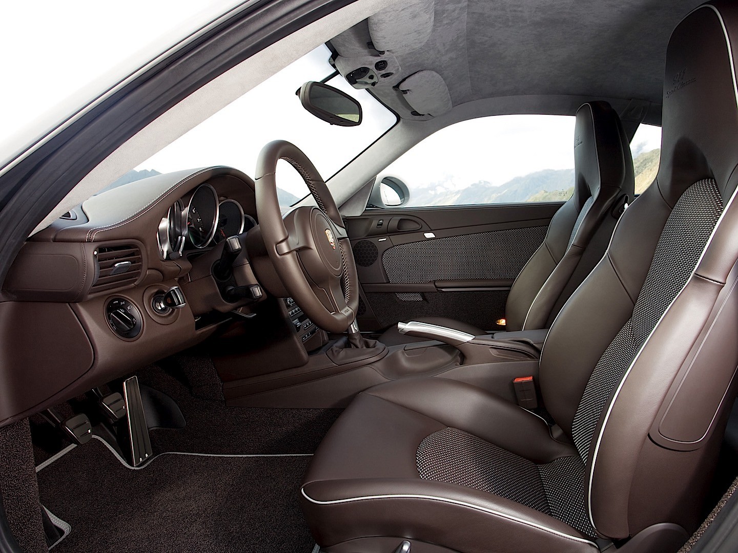 Porsche 911 Sport Classic photo 16