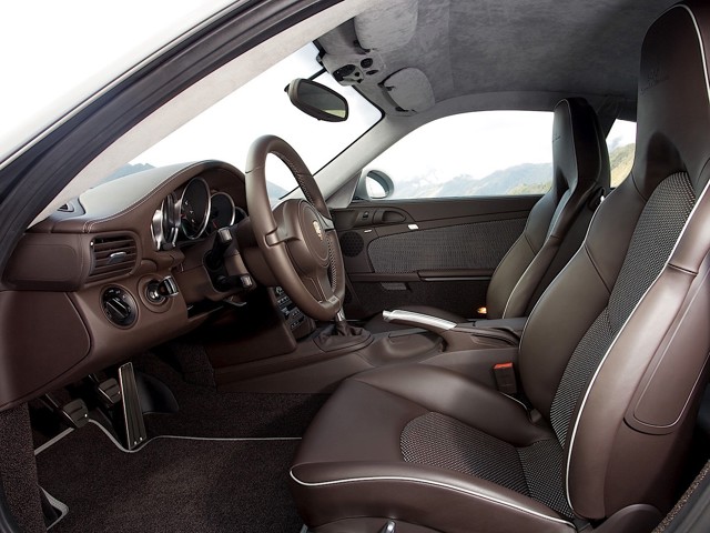 Porsche 911 Sport Classic photo 16