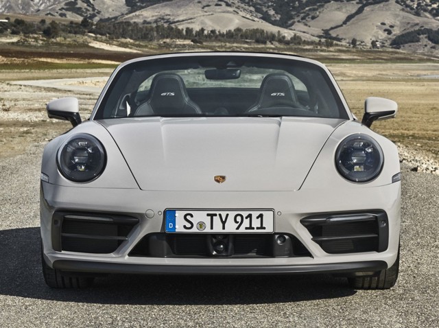Porsche 911 Targa 4 Gts photo 7