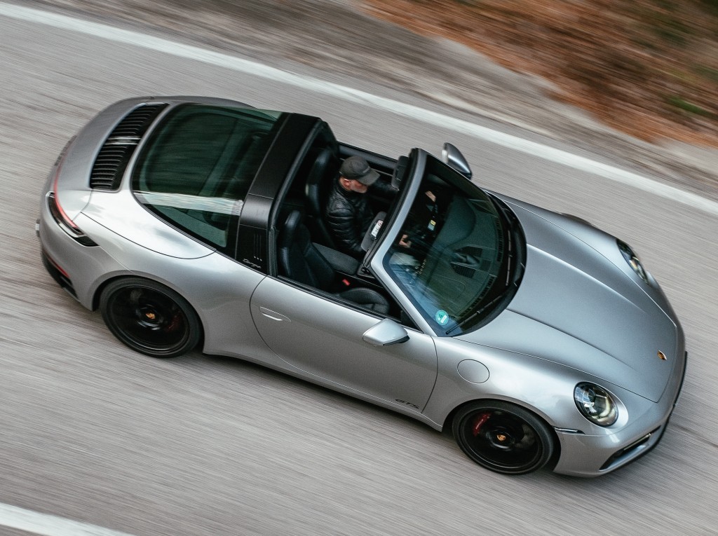 Porsche 911 Targa 4 Gts photo 19