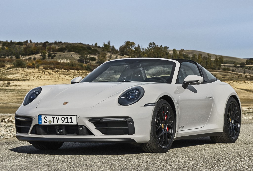 Porsche 911 Targa 4 Gts photo 20