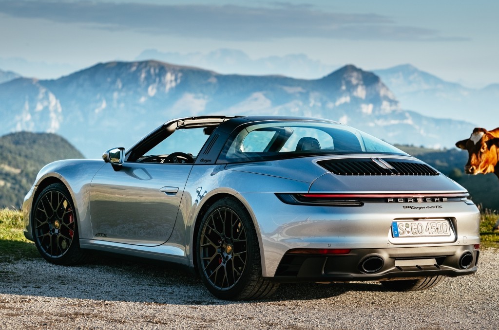 Porsche 911 Targa 4 Gts photo 5