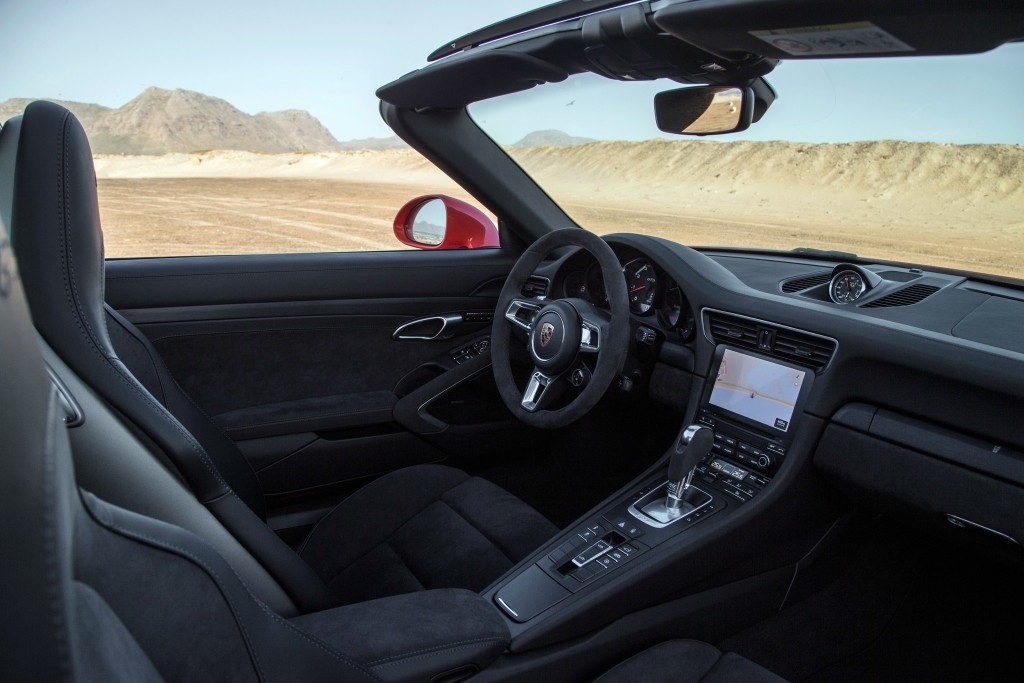 Porsche 911 Targa 4 Gts photo 51