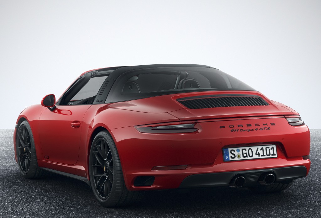 Porsche 911 Targa 4 Gts photo 22