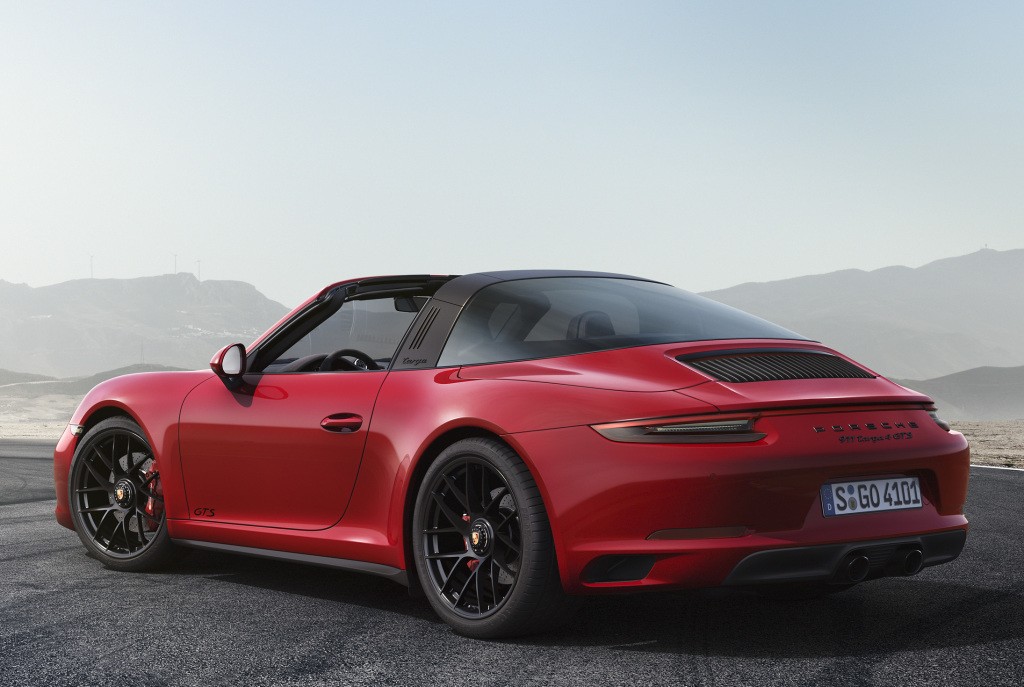 Porsche 911 Targa 4 Gts photo 25