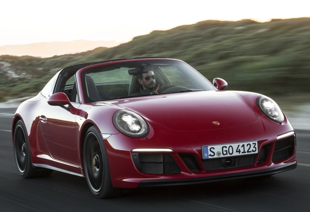 Porsche 911 Targa 4 Gts photo 28