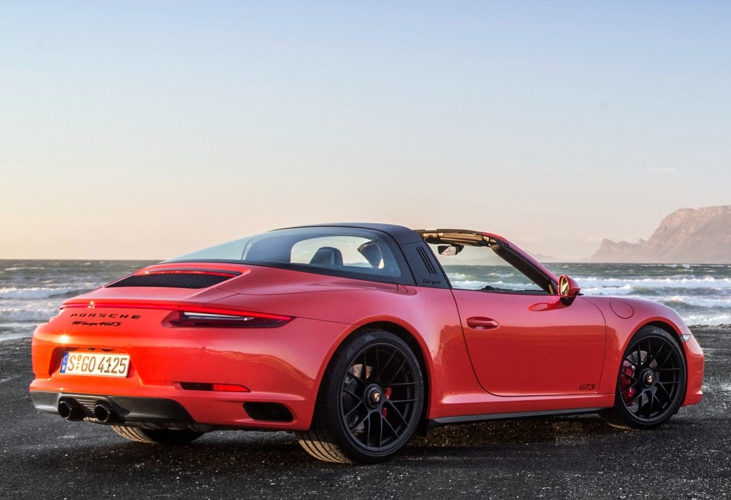 Porsche 911 Targa 4 Gts photo 32
