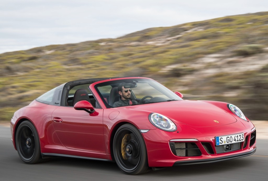 Porsche 911 Targa 4 Gts photo 40