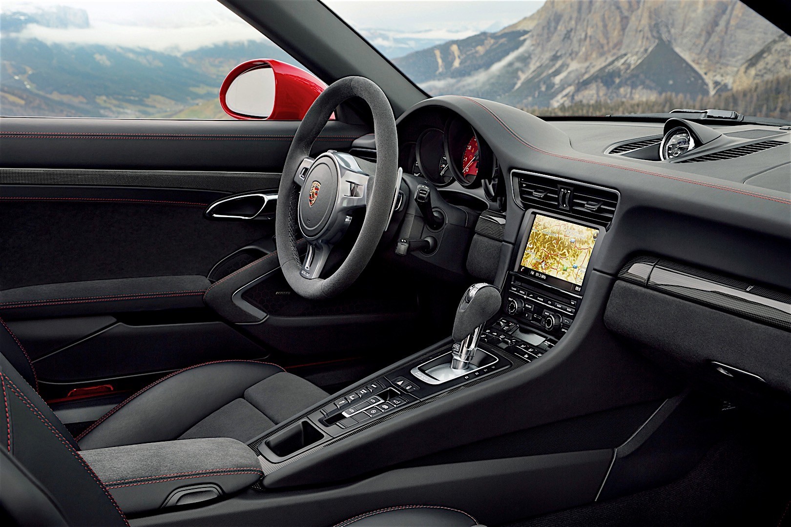 Porsche 911 Targa 4 Gts photo 47