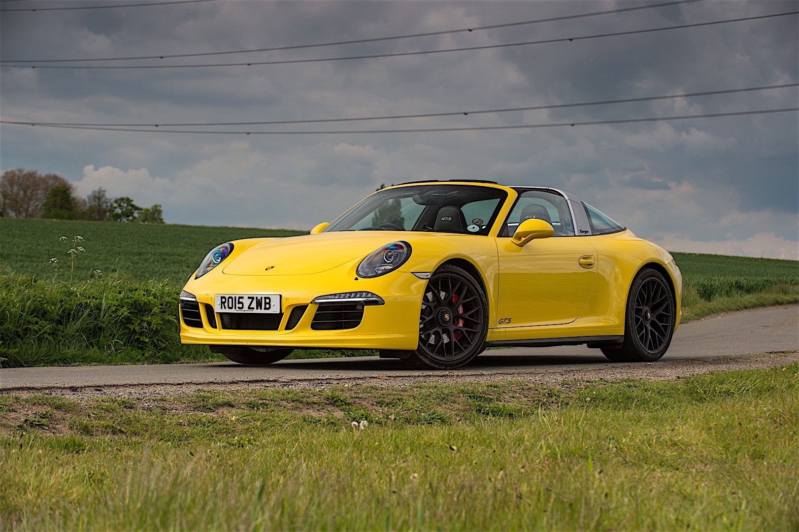 Porsche 911 Targa 4 Gts photo 12