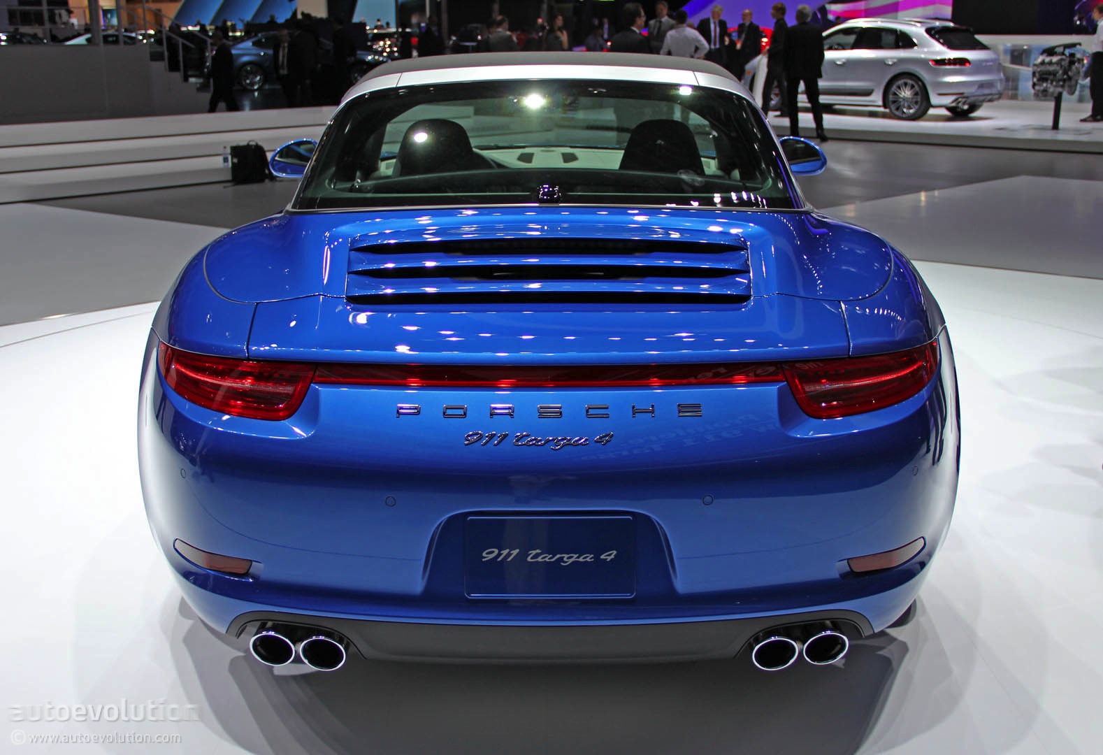Porsche 911 Targa 4 photo 5
