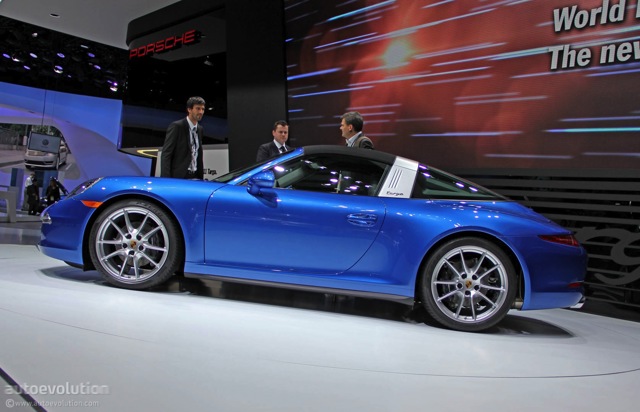 Porsche 911 Targa 4 photo 8