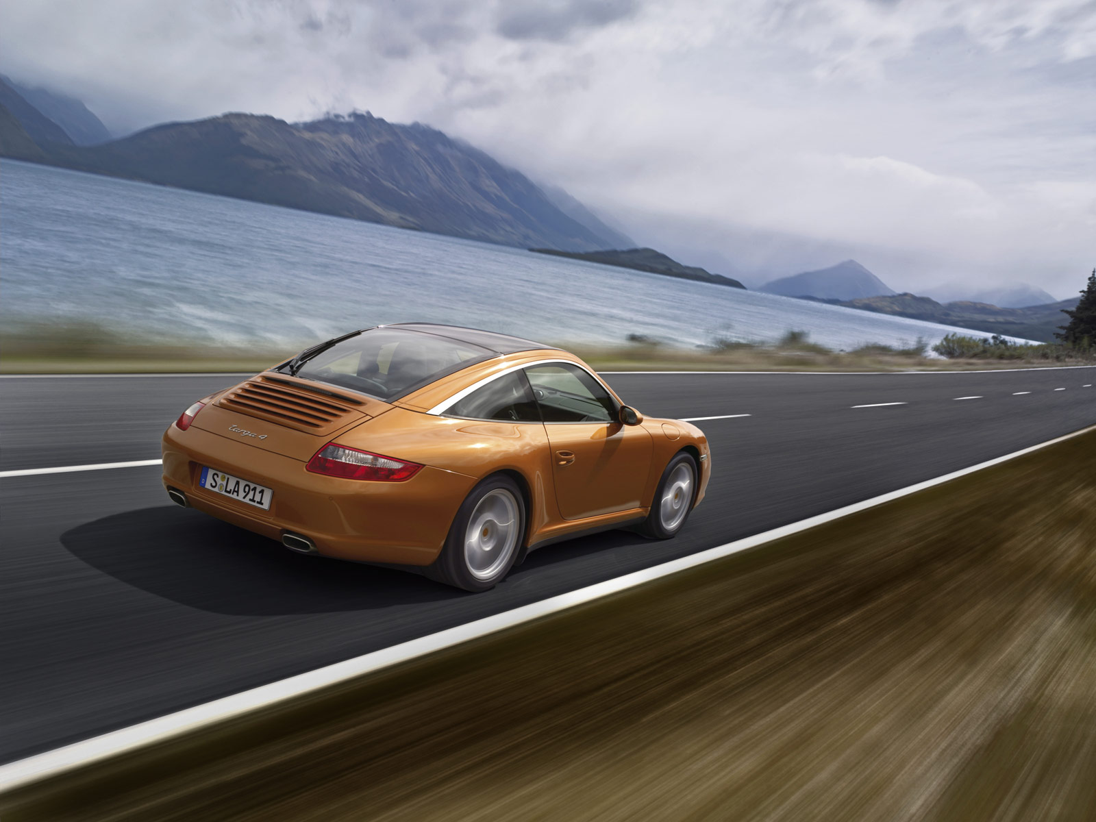 Porsche 911 Targa 4 photo 11