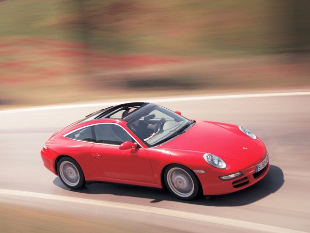 Porsche 911 Targa 4 photo 18