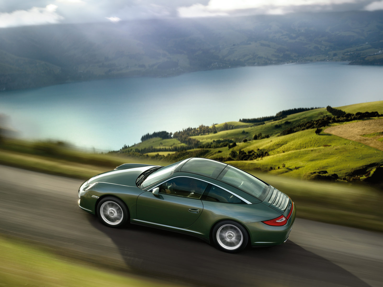 Porsche 911 Targa 4 photo 14
