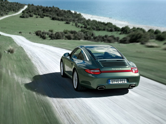 Porsche 911 Targa 4 photo 15