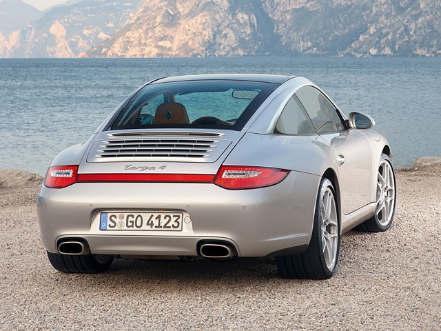 Porsche 911 Targa 4 photo 18