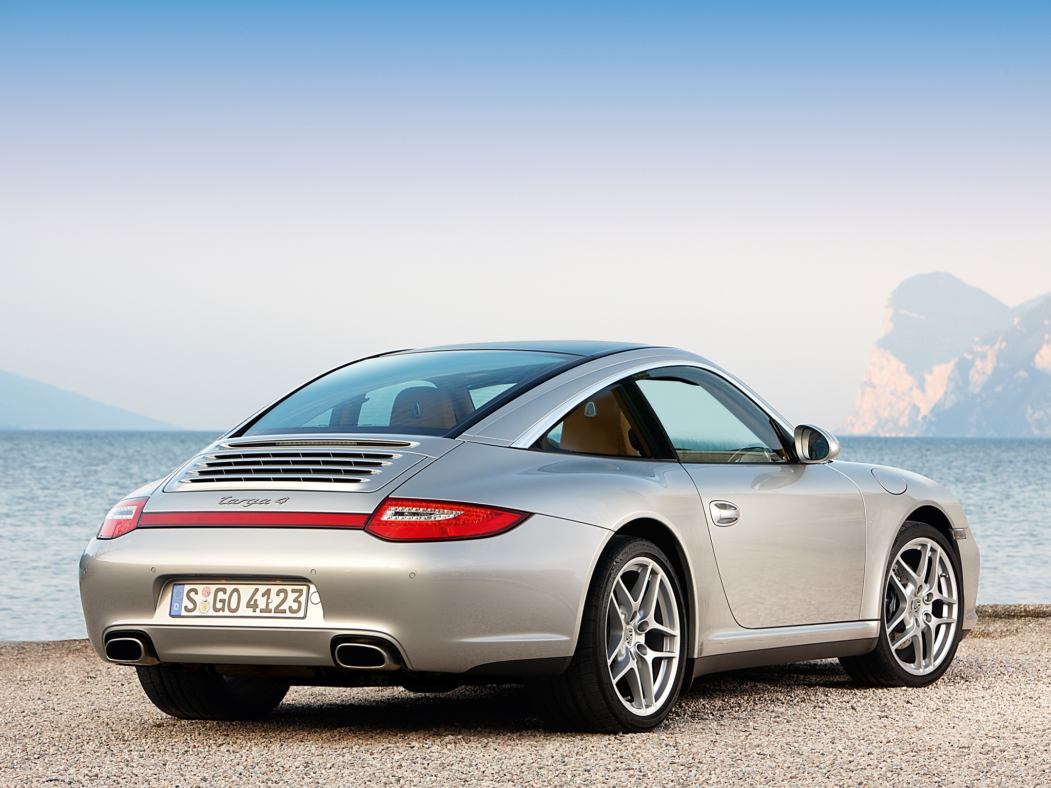 Porsche 911 Targa 4 photo 19