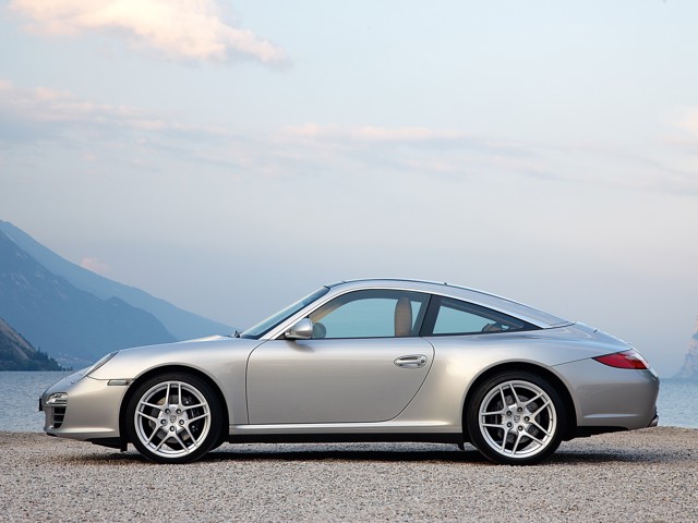 Porsche 911 Targa 4 photo 26