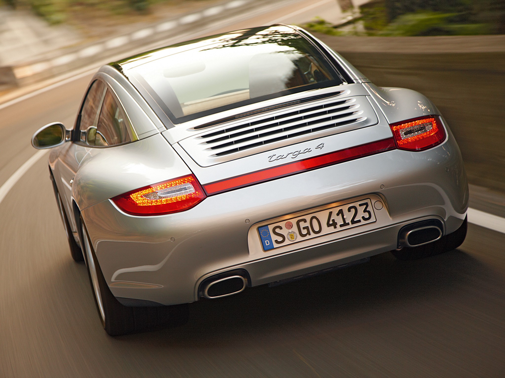 Porsche 911 Targa 4 photo 34