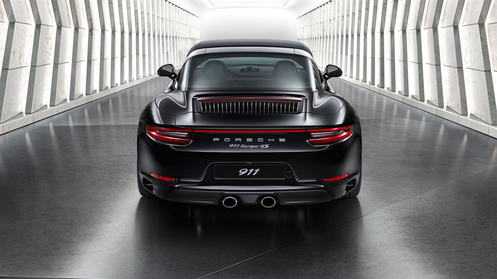 Porsche 911 Targa 4 photo 6