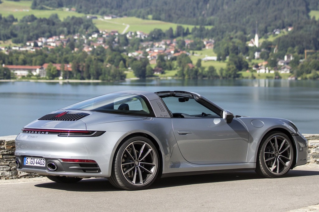 Porsche 911 Targa 4 photo 8
