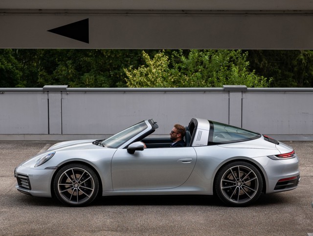 Porsche 911 Targa 4 photo 18