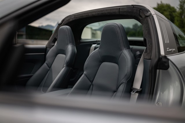 Porsche 911 Targa 4 photo 38