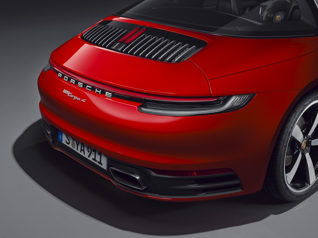 PORSCHE 911 Targa 4