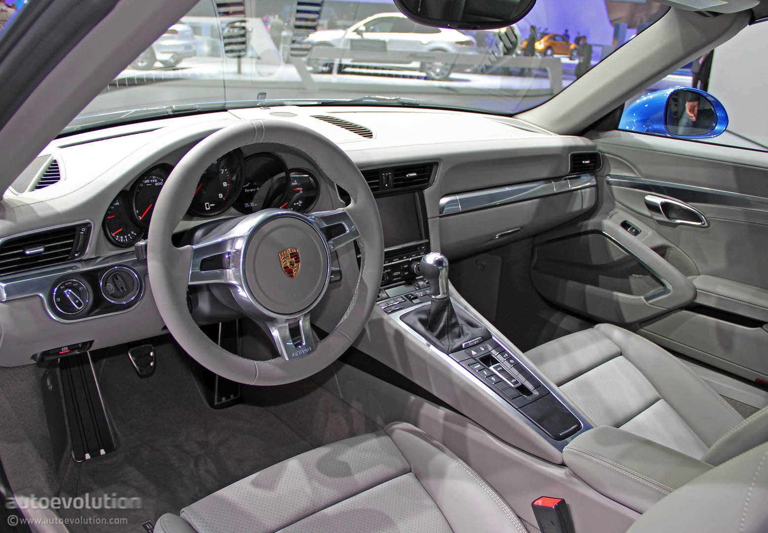 Porsche 911 Targa 4S photo 28