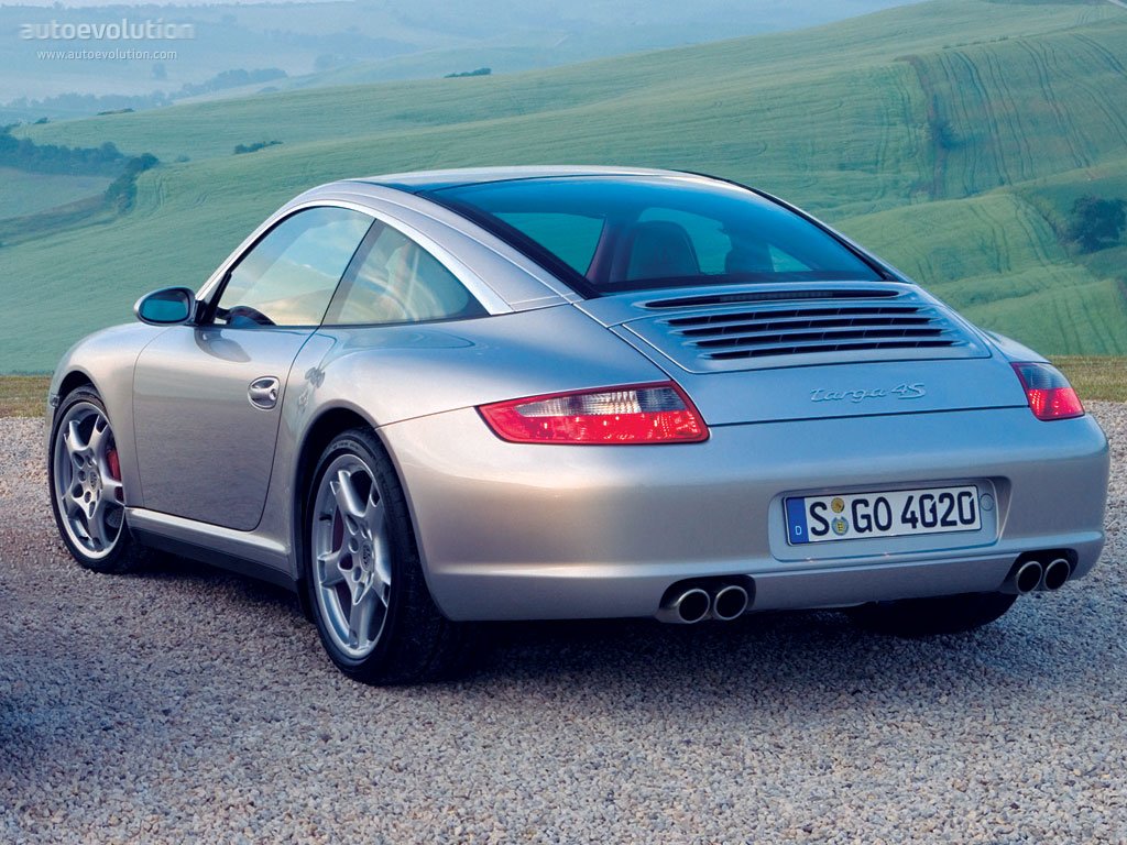 Porsche 911 Targa 4S photo 2