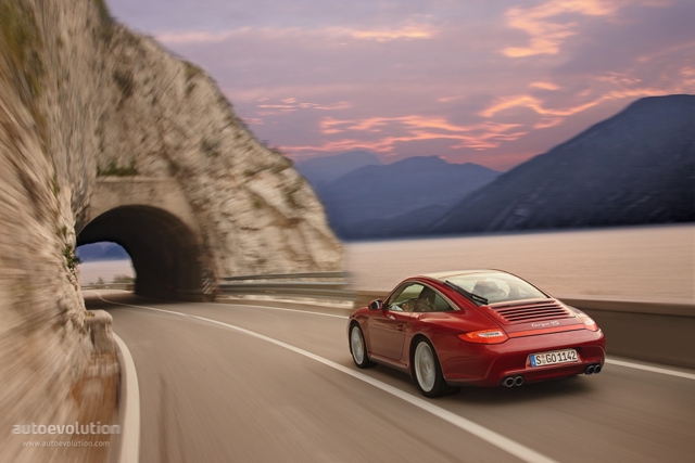 Porsche 911 Targa 4S photo 12