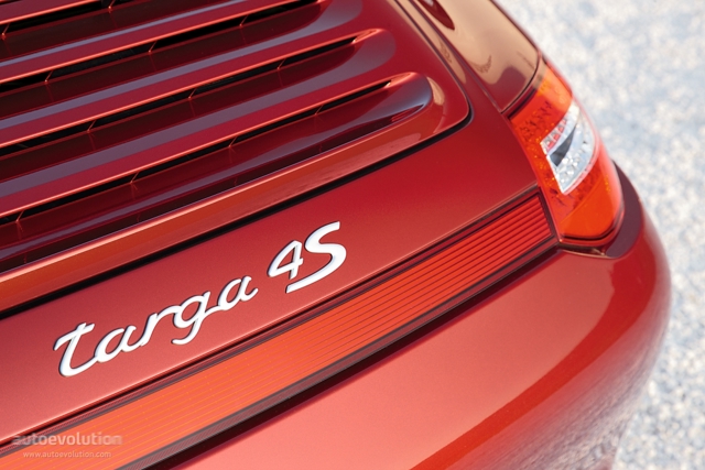 Porsche 911 Targa 4S photo 4