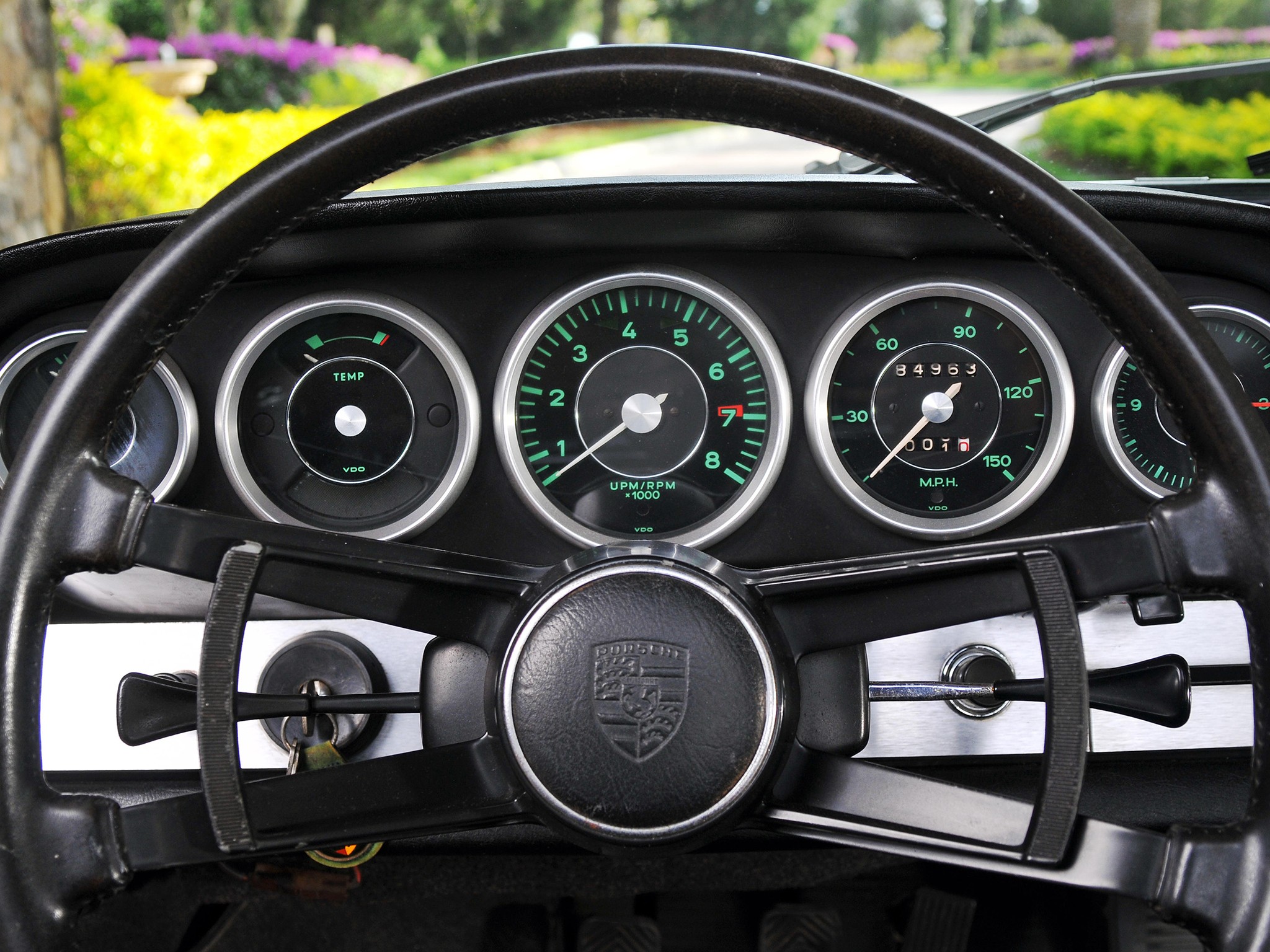 Porsche 911 Targa photo 51