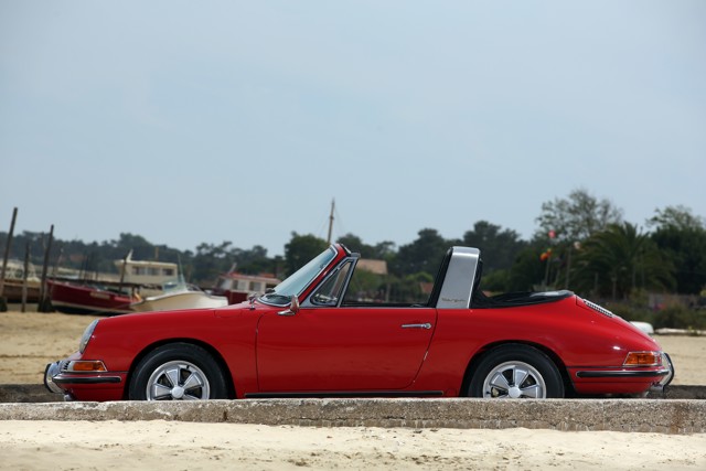 Porsche 911 Targa photo 18