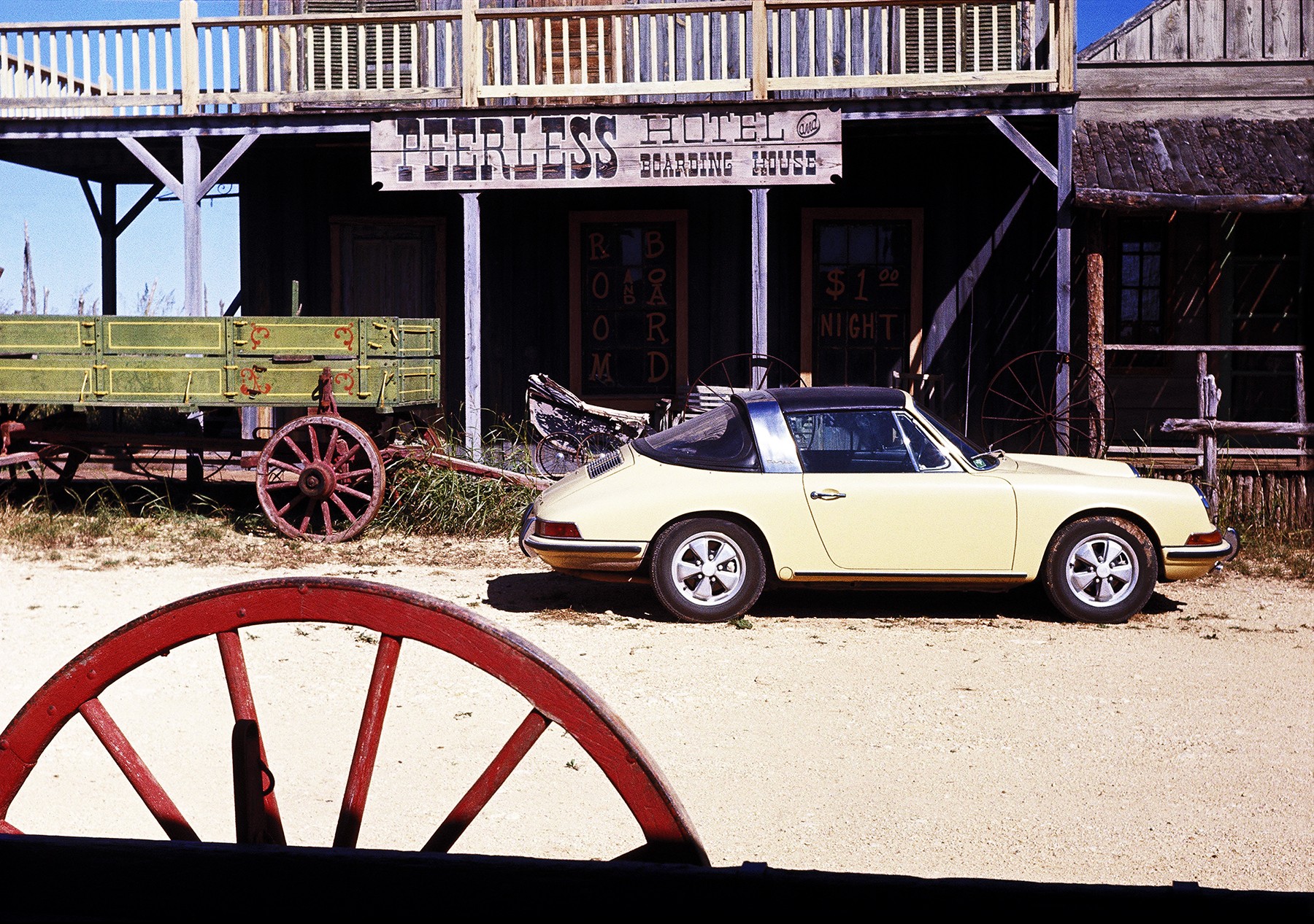 Porsche 911 Targa photo 25