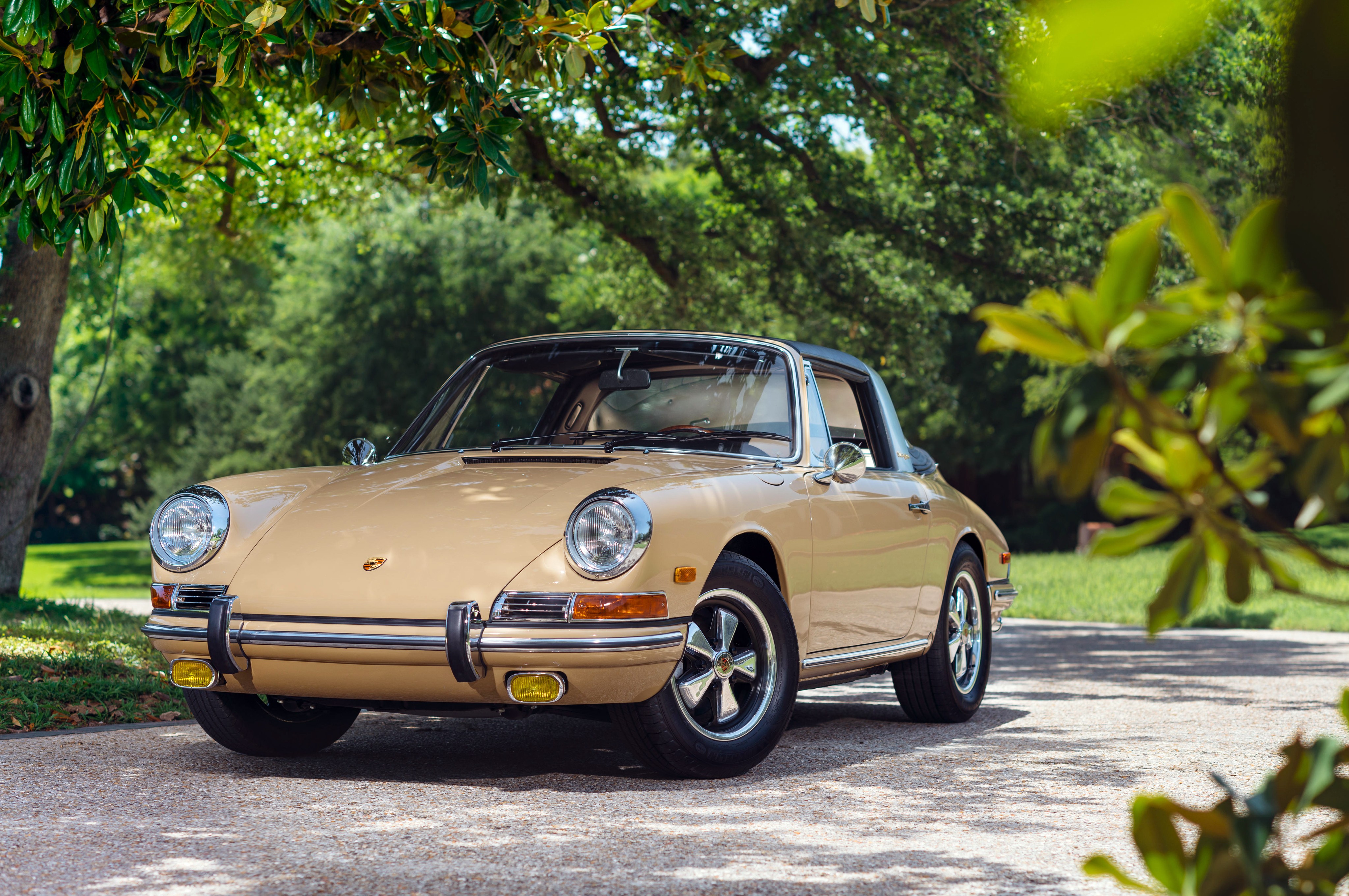 Porsche 911 Targa photo 33