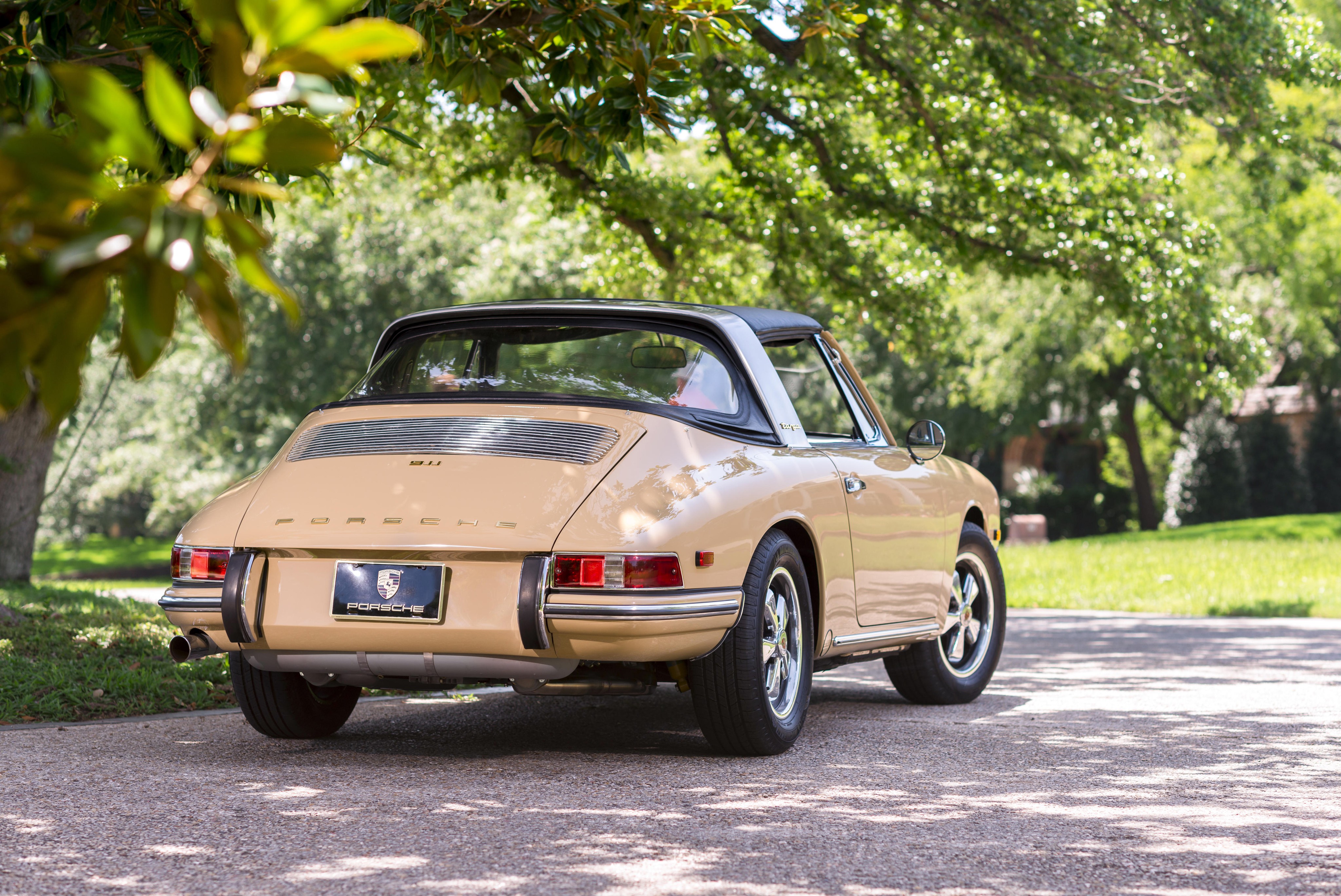 Porsche 911 Targa photo 40