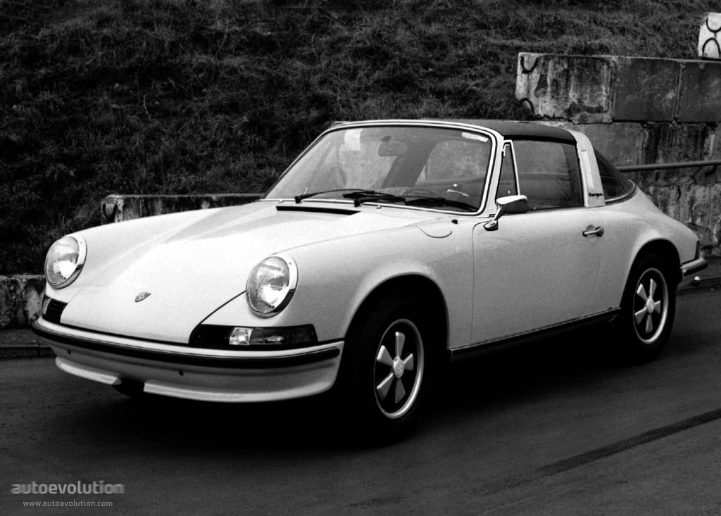 PORSCHE 911 Targa
