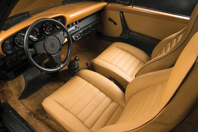 Porsche 911 Targa photo 45