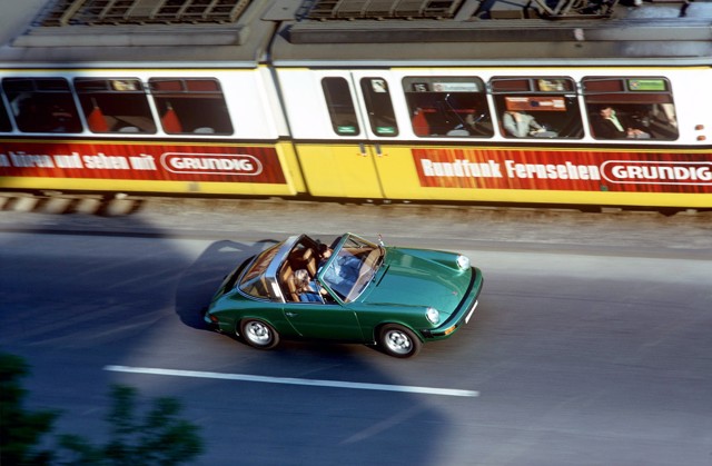 Porsche 911 Targa photo 14
