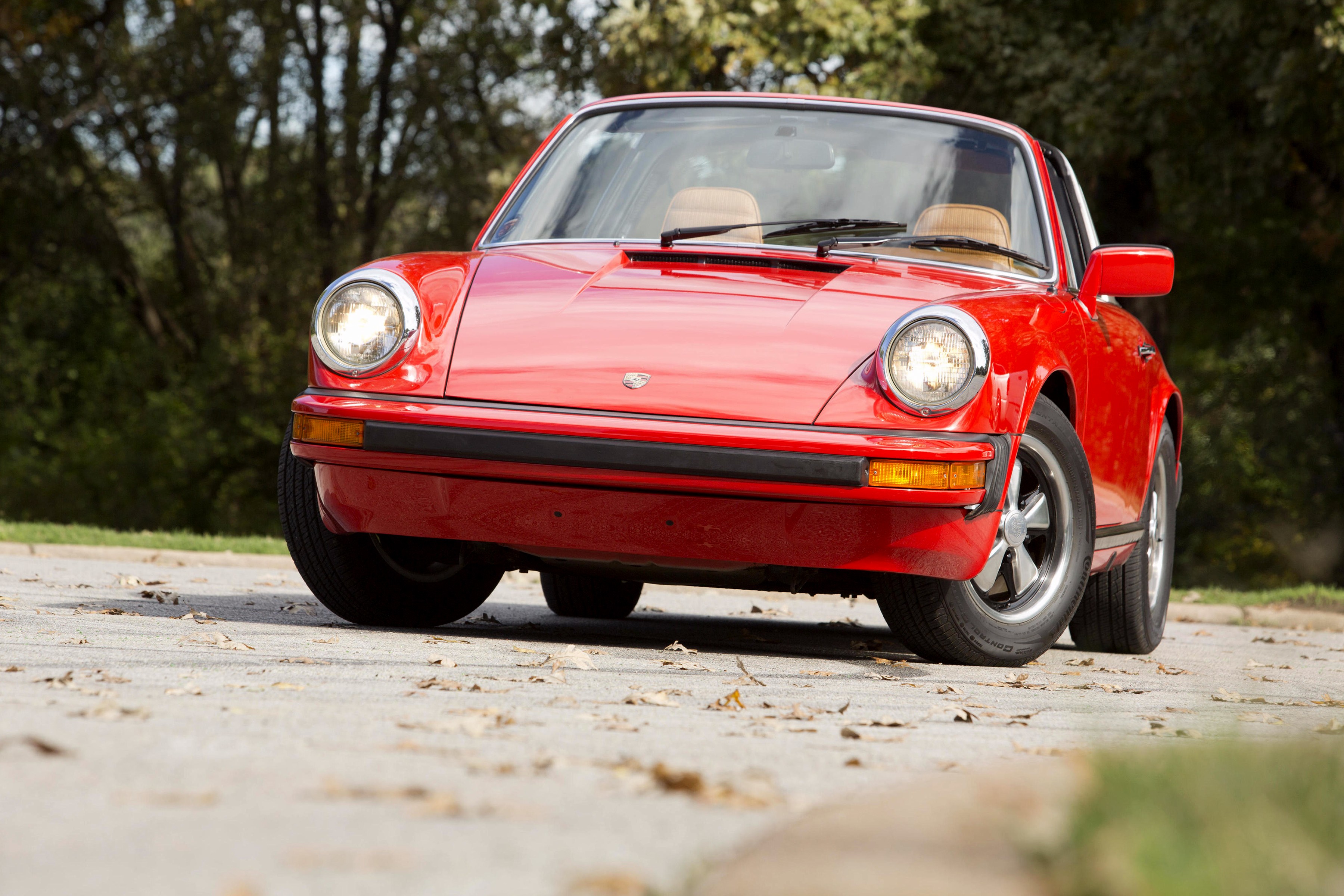 Porsche 911 Targa photo 17