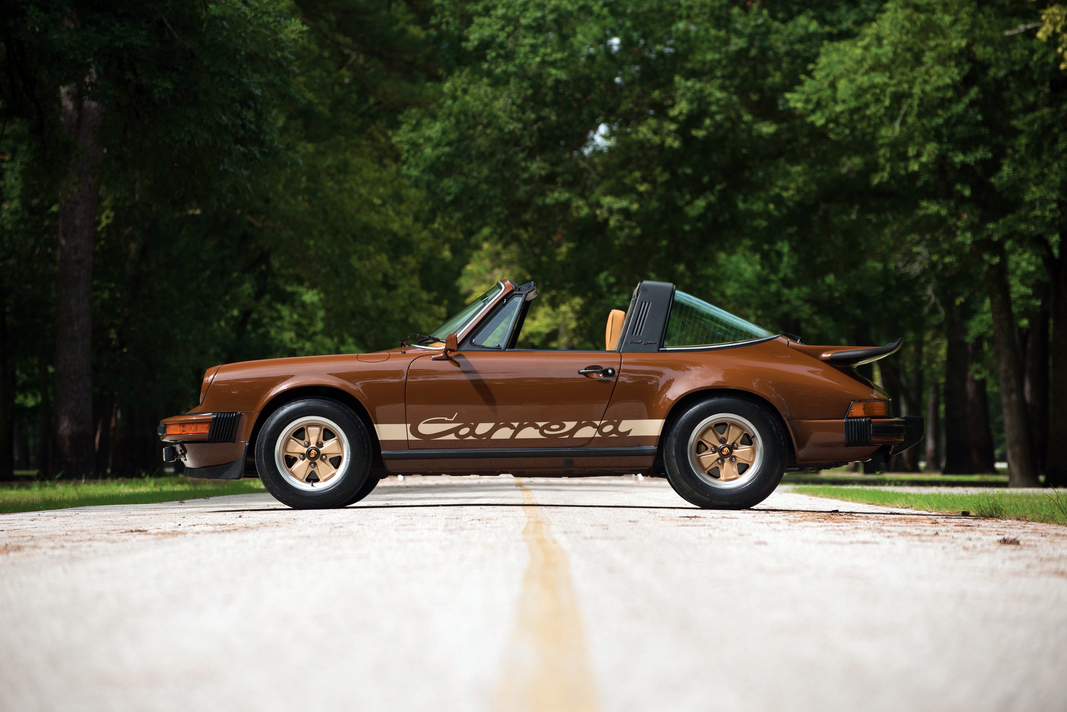 Porsche 911 Targa photo 21