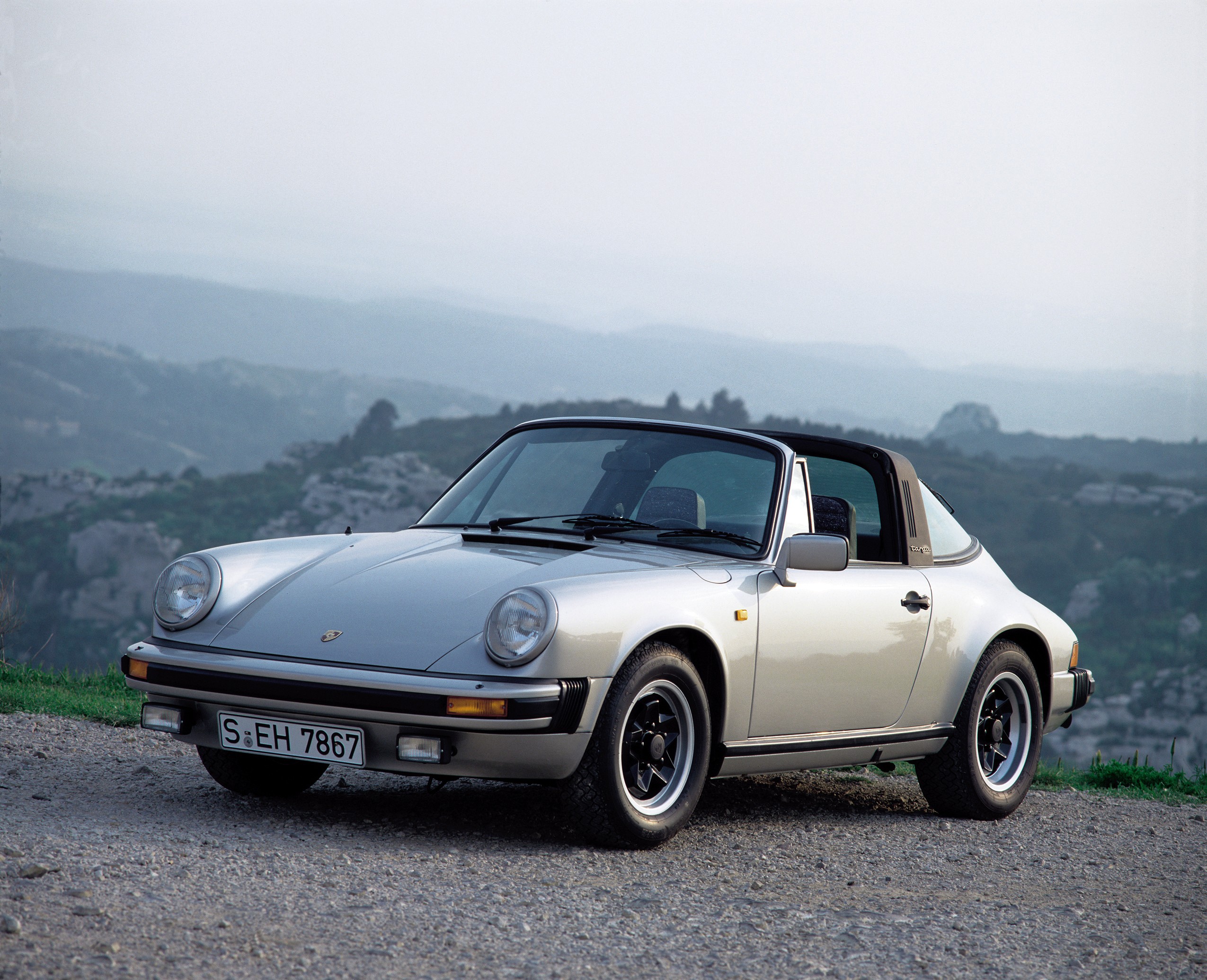 Porsche 911 Targa photo 37