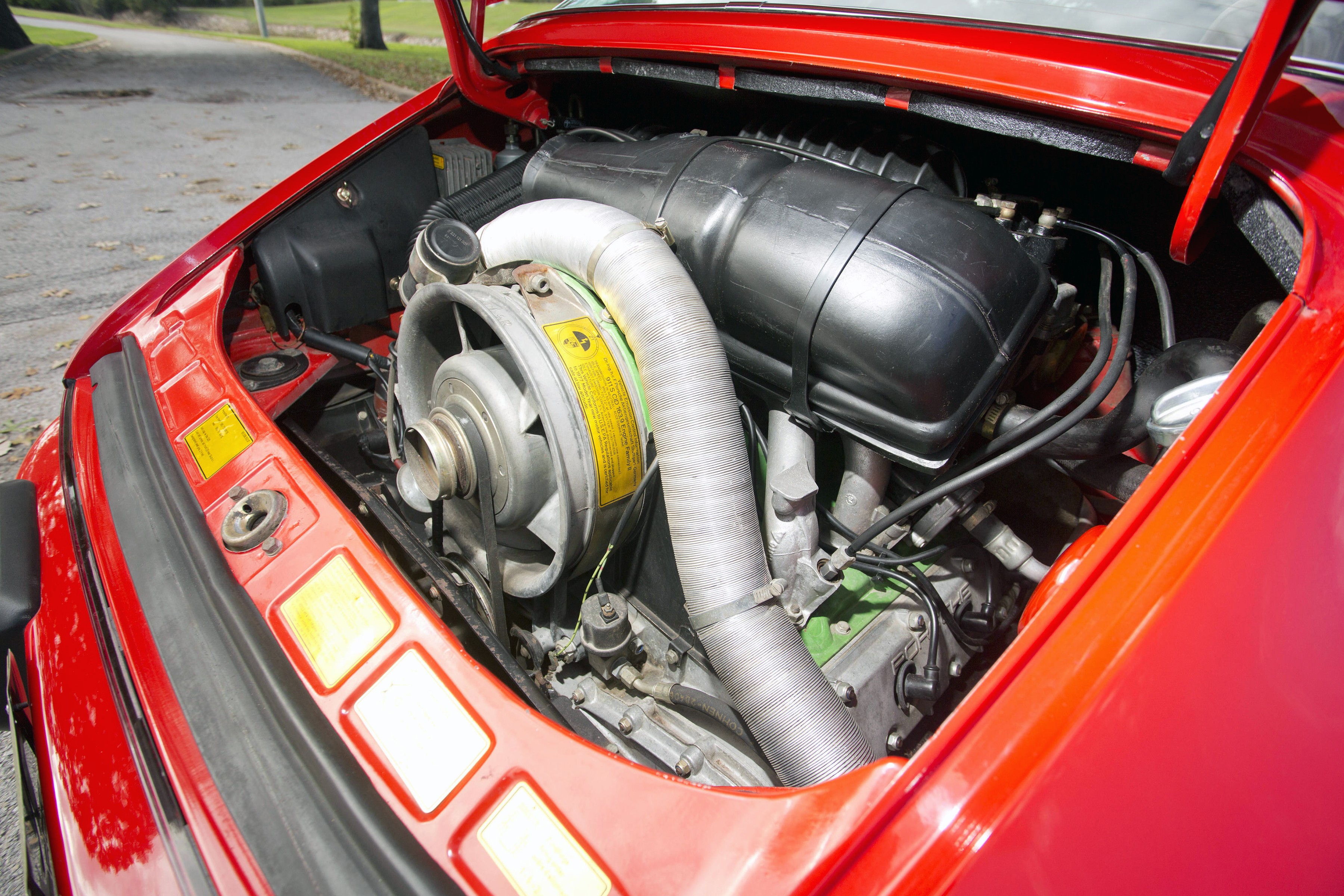 Porsche 911 Targa photo 40