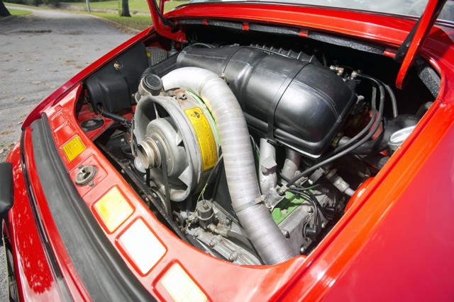 Porsche 911 Targa photo 40