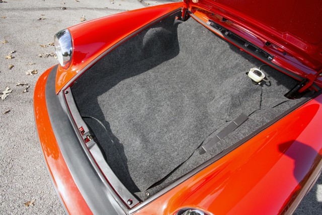 Porsche 911 Targa photo 41