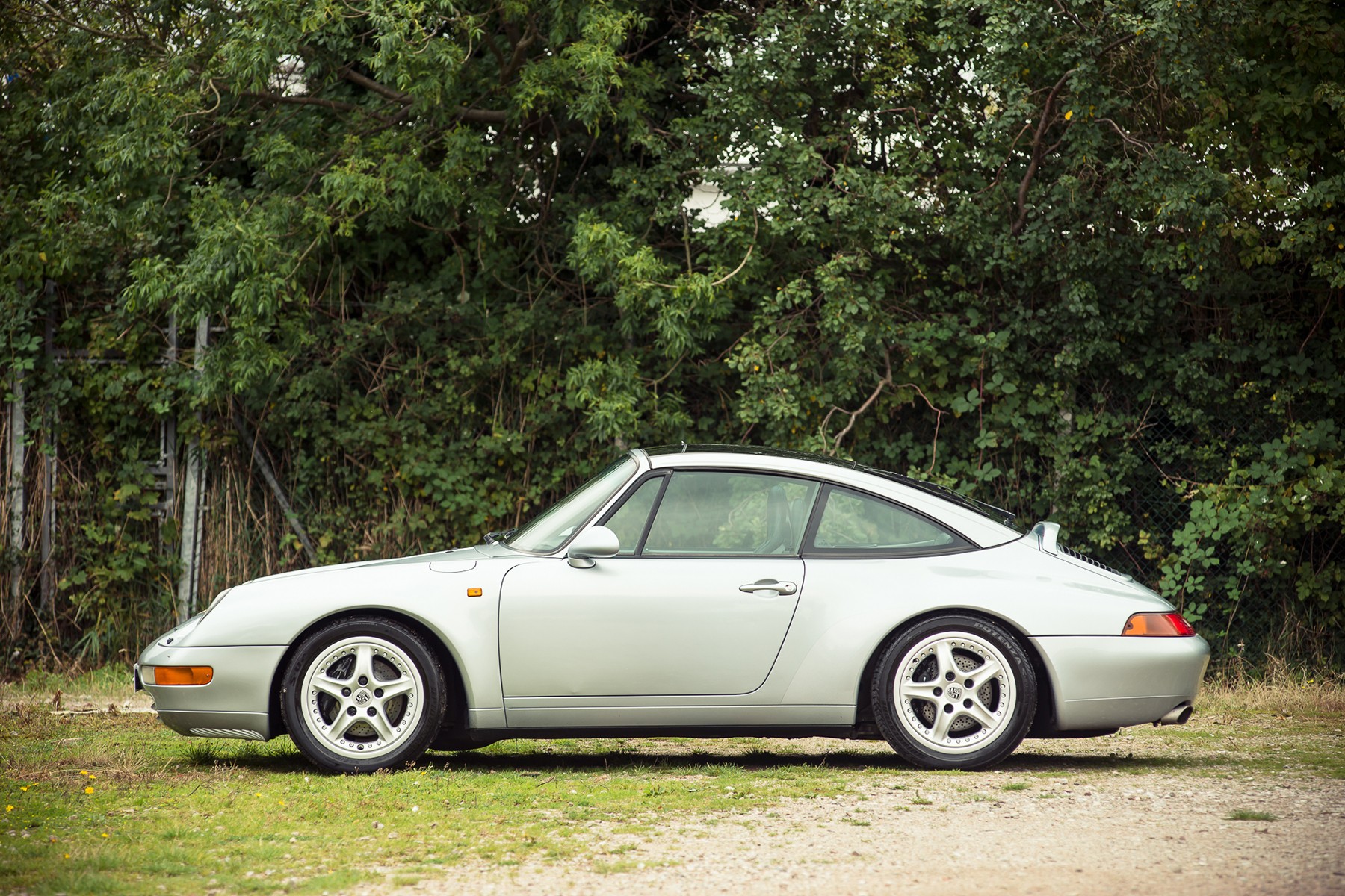 Porsche 911 Targa photo 11