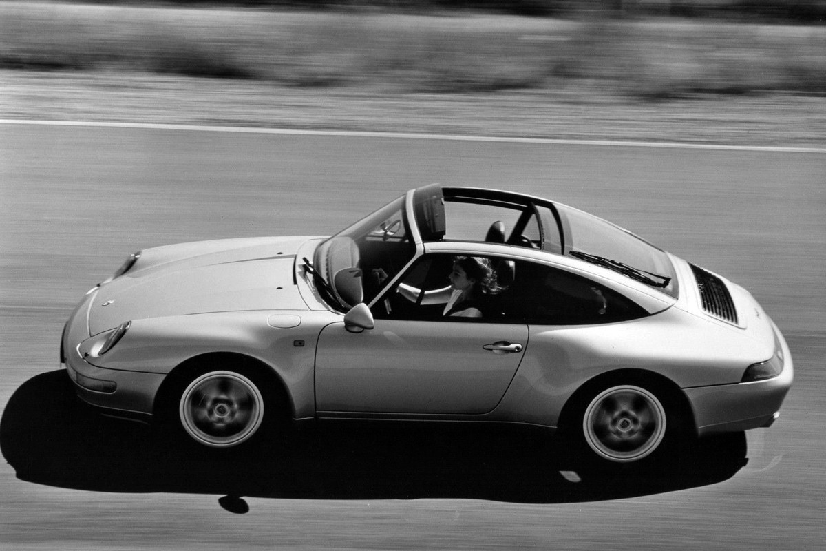 Porsche 911 Targa photo 3